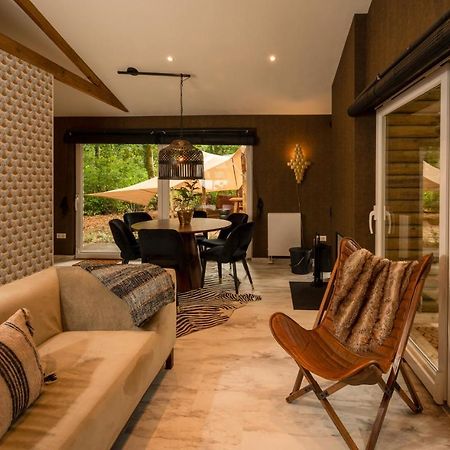 Zen-Bungalow No 4 Met Sauna En Hottub Rheezerveen Exteriér fotografie