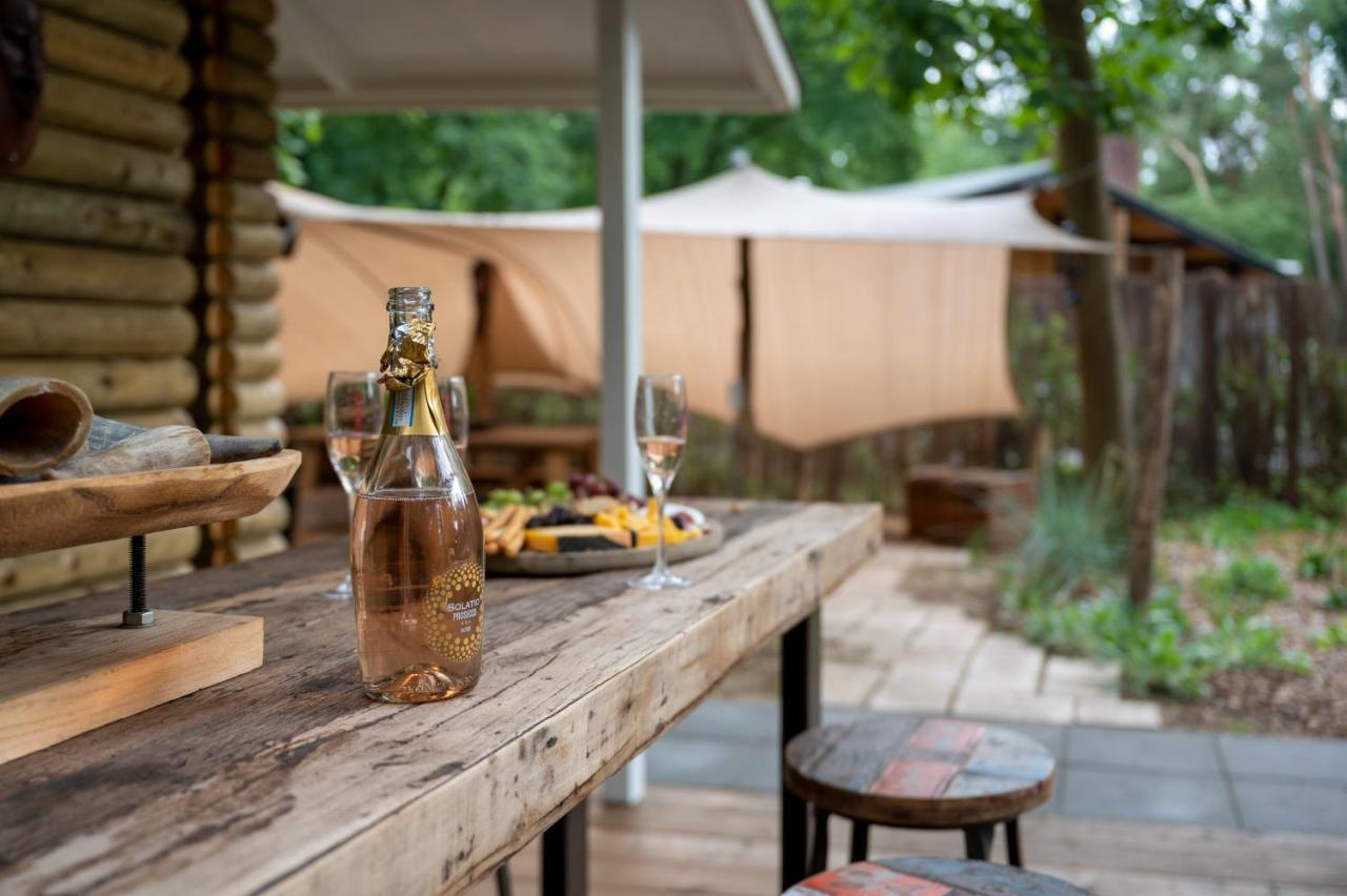 Zen-Bungalow No 4 Met Sauna En Hottub Rheezerveen Exteriér fotografie